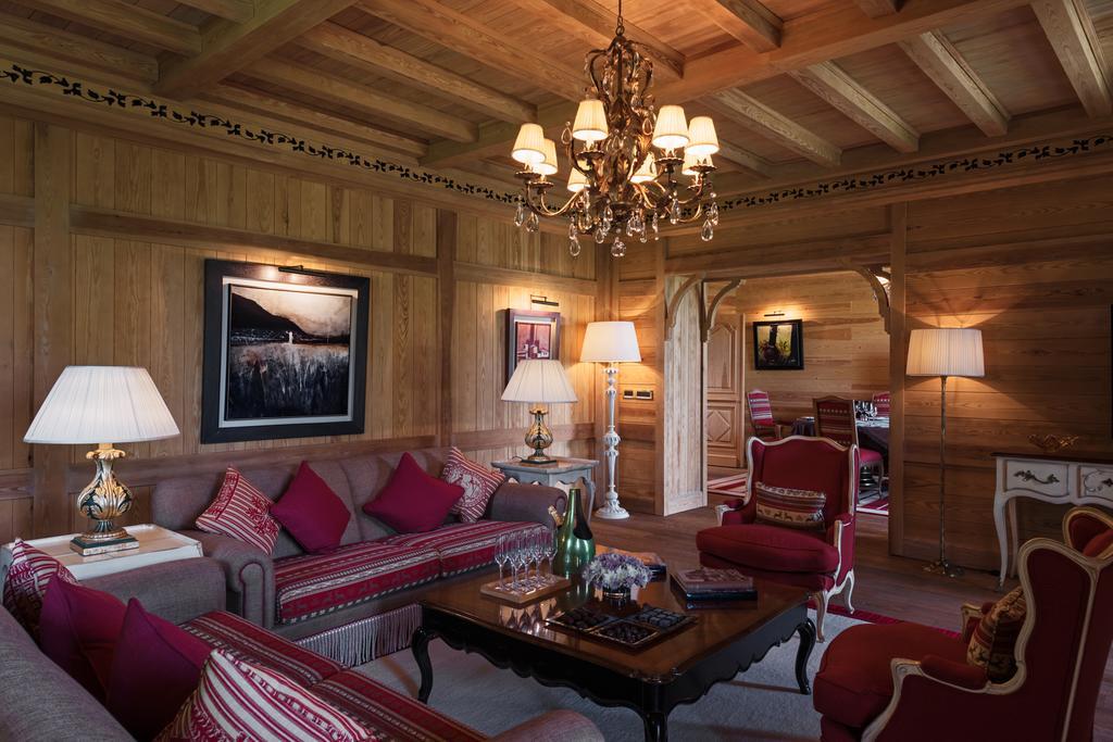 Michlifen Resort & Golf Ifrane  Exterior foto A suite at the Hotel de Crillon